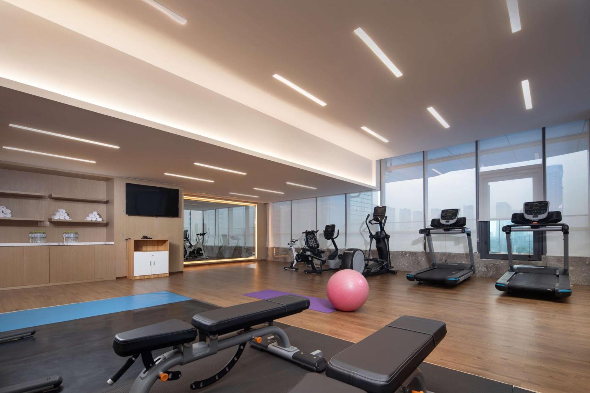Hilton Garden Inn Zibo Zhangdian Extérieur photo